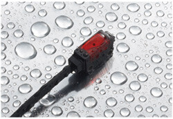 Strong against water and dust with protection structure IP67
