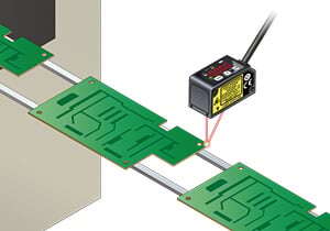 Detecting warpage of a circuit board